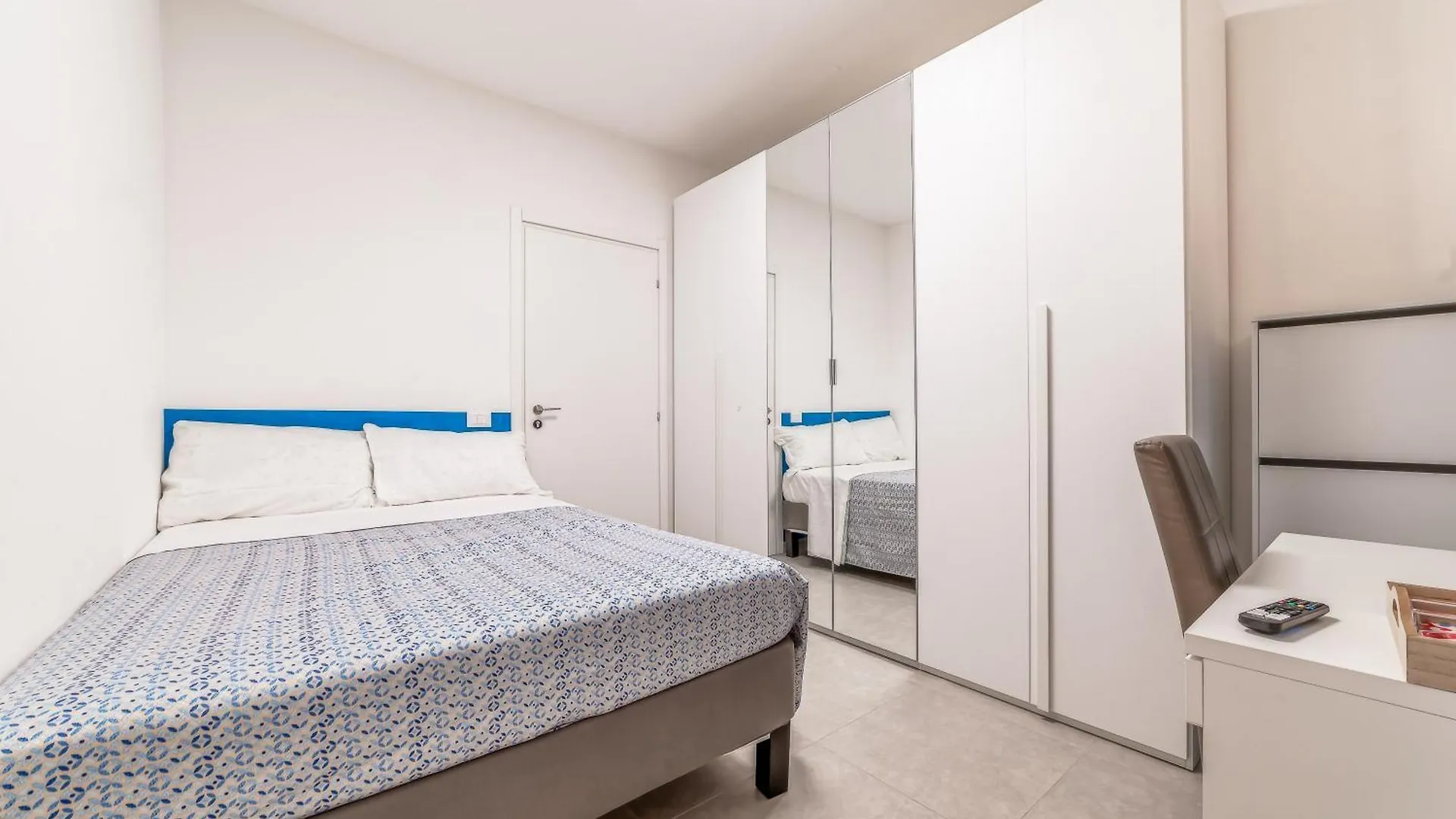 Cozy Enna Rooms - Metro Re Di Roma & Wifi Rome
