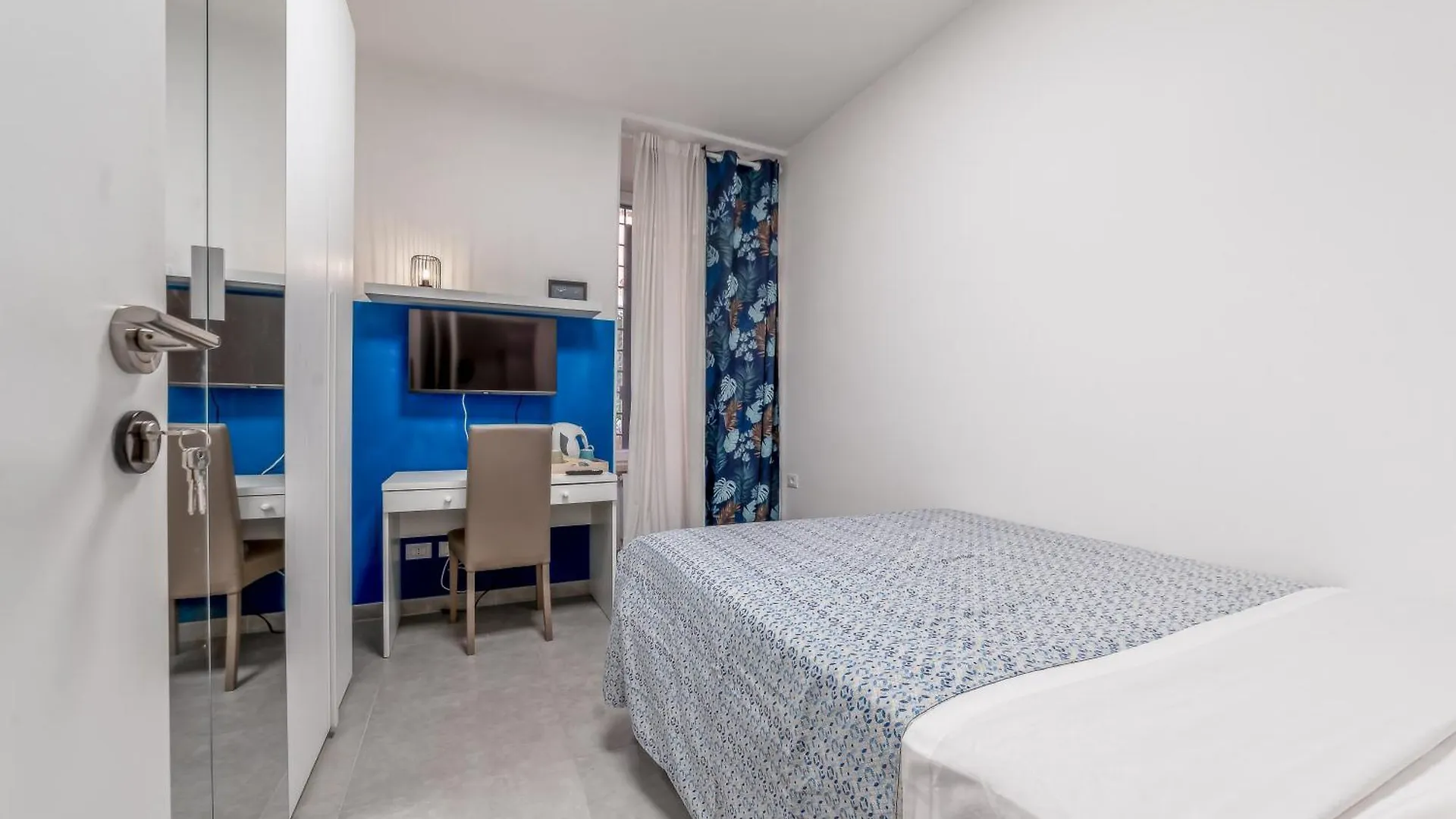 Cozy Enna Rooms - Metro Re Di Roma & Wifi Couette-café Rome