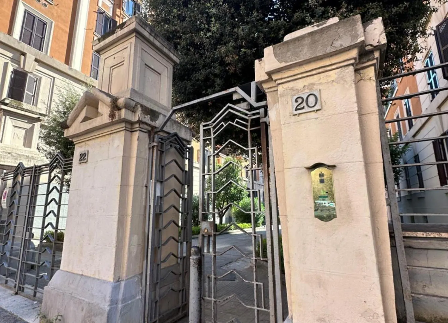 Bed & Breakfast Cozy Enna Rooms - Metro Re Di Roma & Wifi
